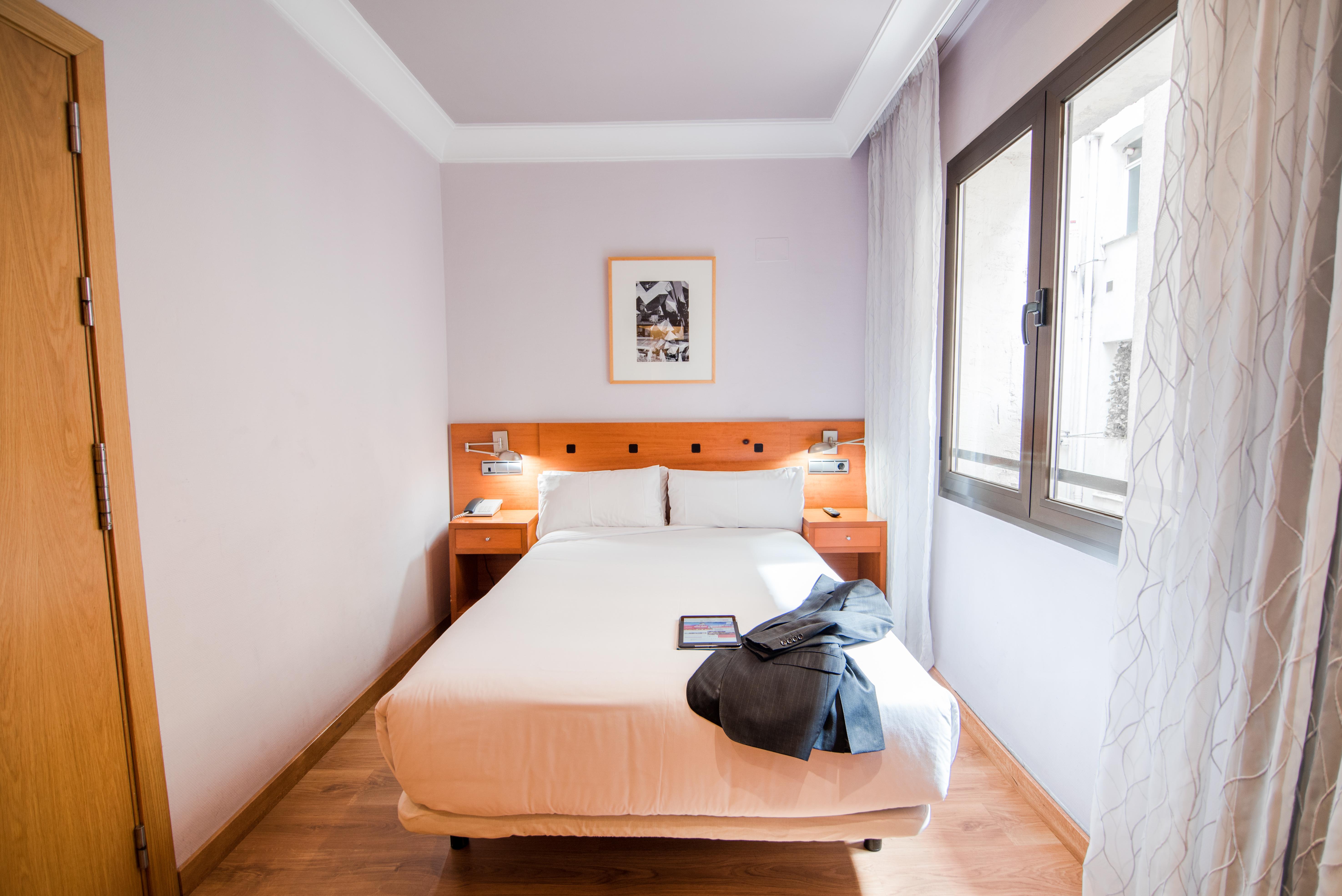 Petit Palace Cliper-Gran Via Мадрид Екстериор снимка