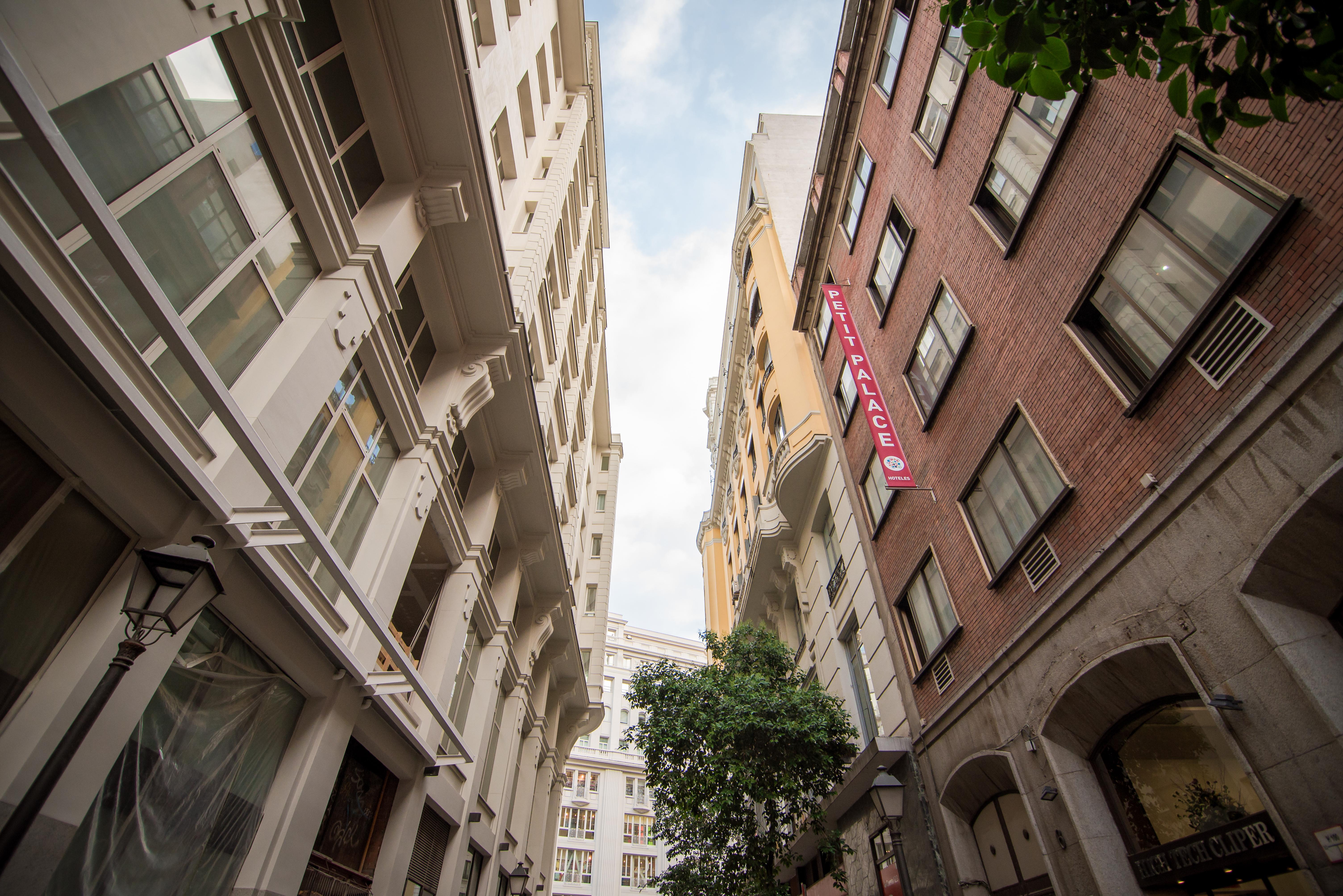 Petit Palace Cliper-Gran Via Мадрид Екстериор снимка