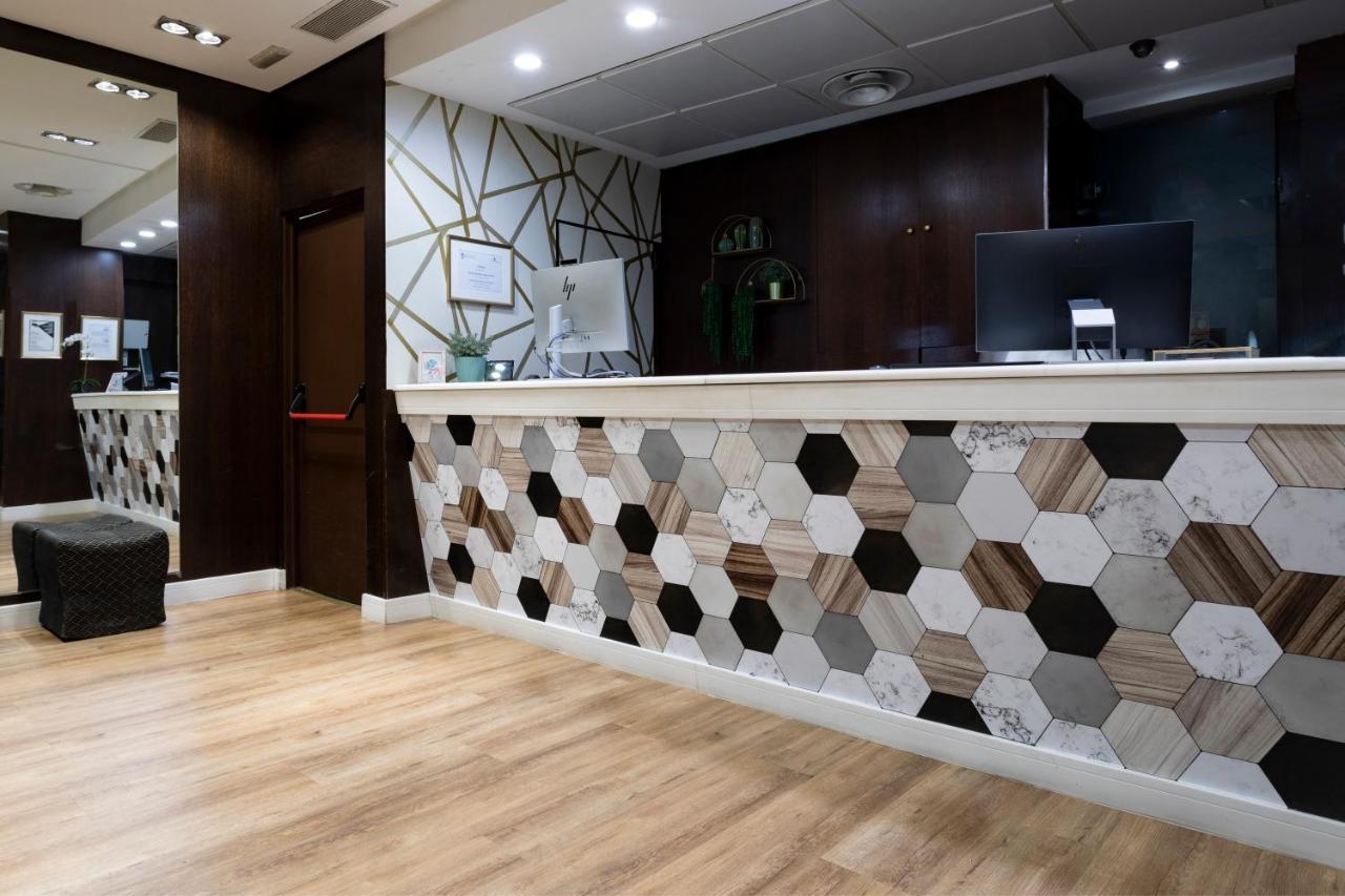 Petit Palace Cliper-Gran Via Мадрид Екстериор снимка