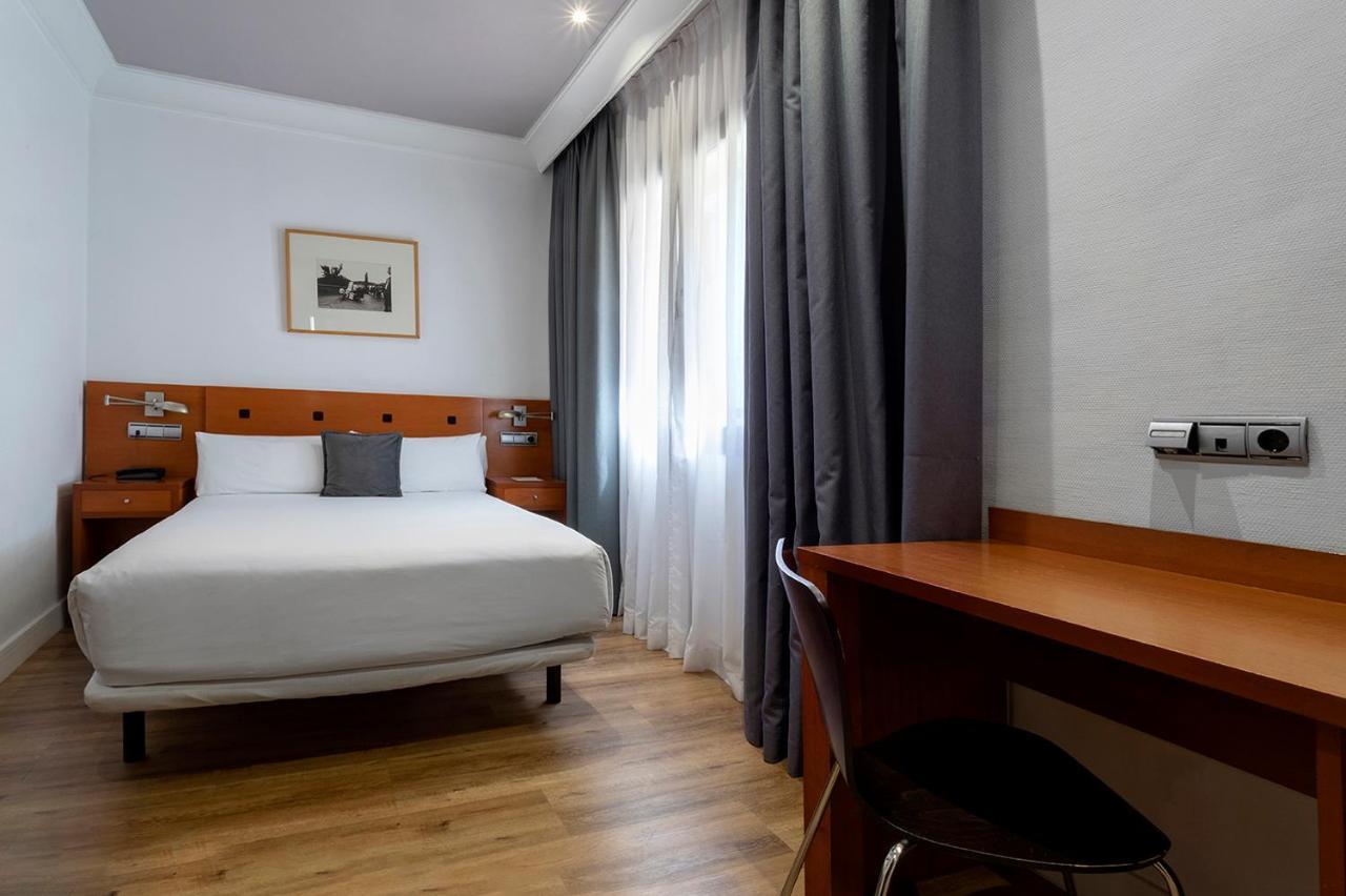 Petit Palace Cliper-Gran Via Мадрид Екстериор снимка