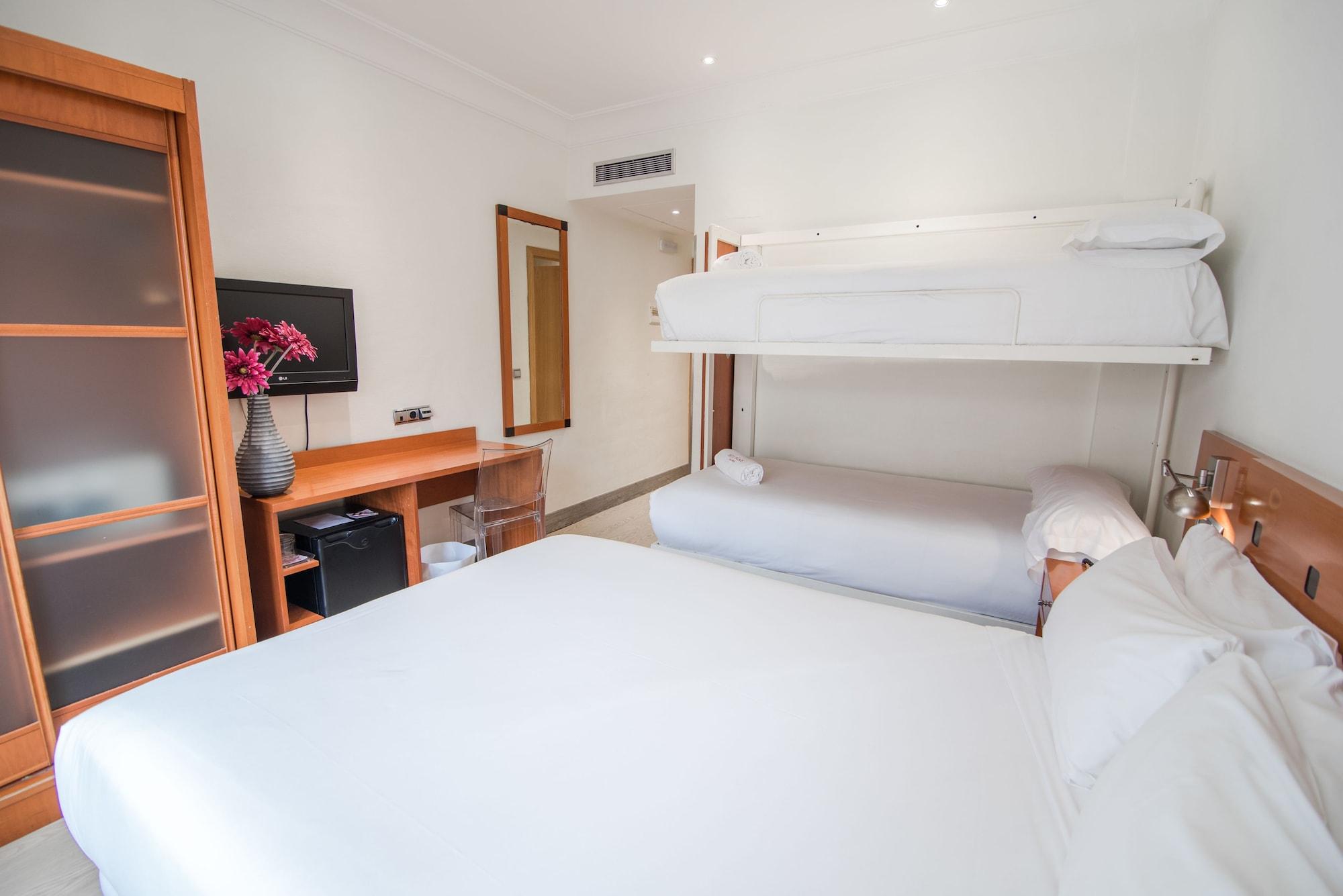 Petit Palace Cliper-Gran Via Мадрид Екстериор снимка