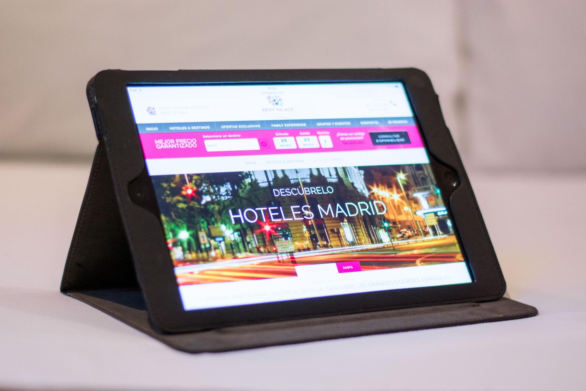 Petit Palace Cliper-Gran Via Мадрид Екстериор снимка