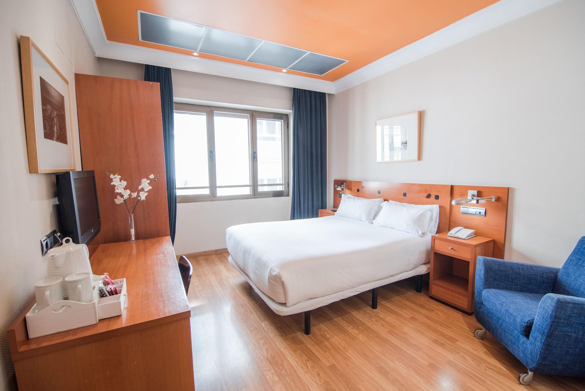 Petit Palace Cliper-Gran Via Мадрид Екстериор снимка