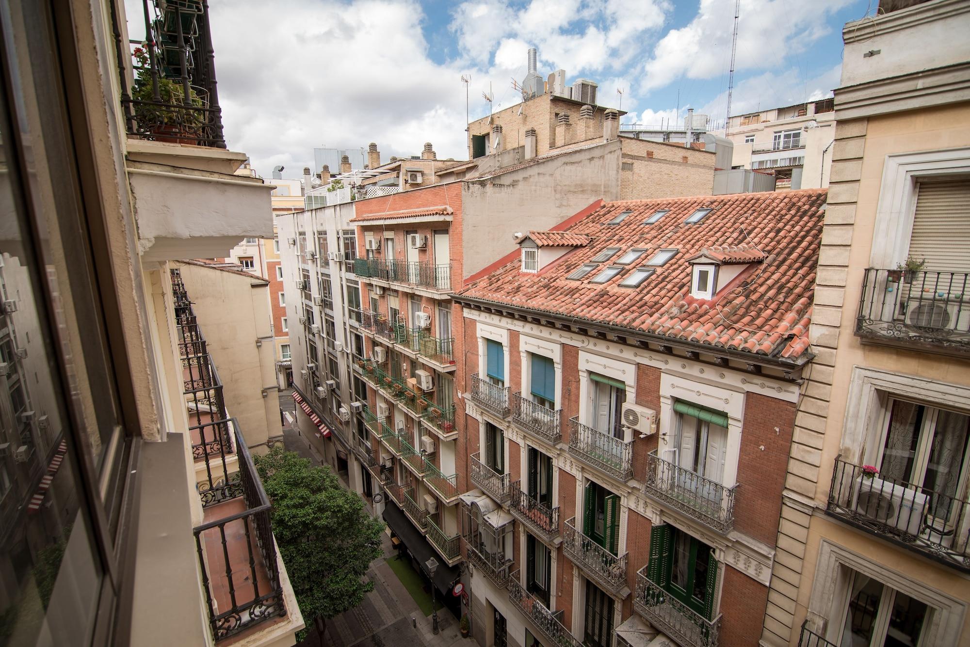 Petit Palace Cliper-Gran Via Мадрид Екстериор снимка